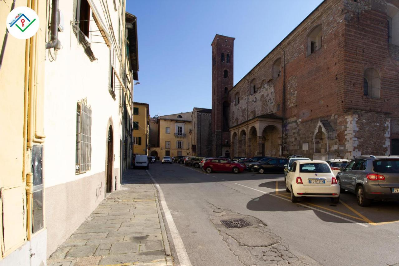 Antica Piazza Apartment By Tuscanywego 卢卡 外观 照片